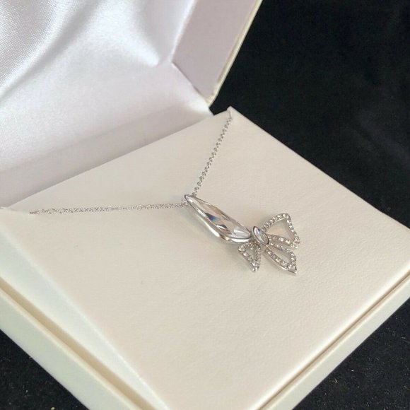 St Silver Crystal Butterfly Pendant Necklace NWT $175 - Picture 5 of 8